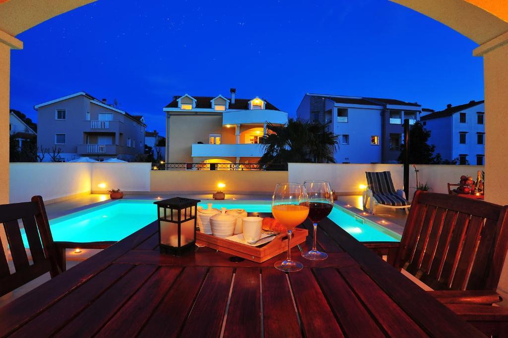 Villa Vanilla With Heated Pool Задар Номер фото