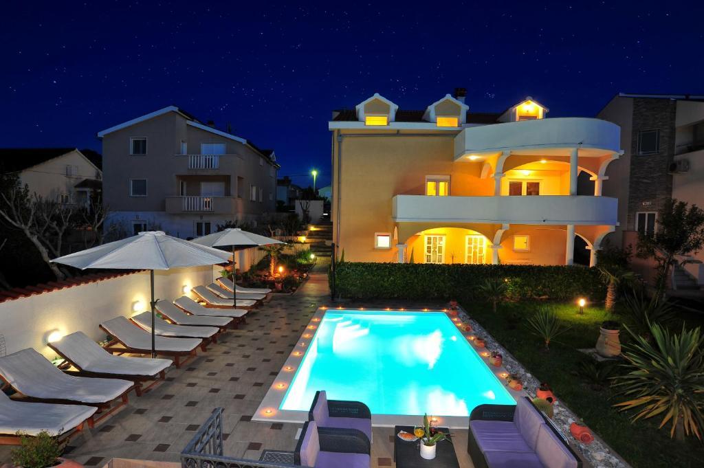 Villa Vanilla With Heated Pool Задар Экстерьер фото